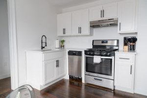 How To Clean Kitchen Cabinets 2