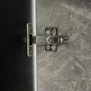 how to replace cabinet hinges